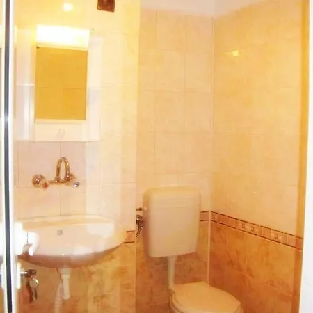 Къща за гости Dimi