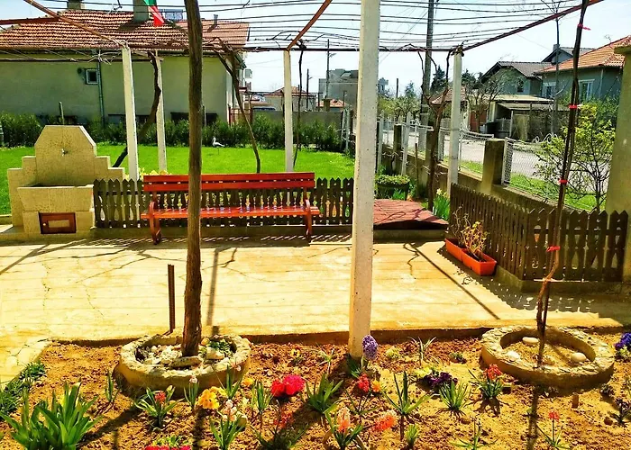 Dimi Гостевой дом Бяла